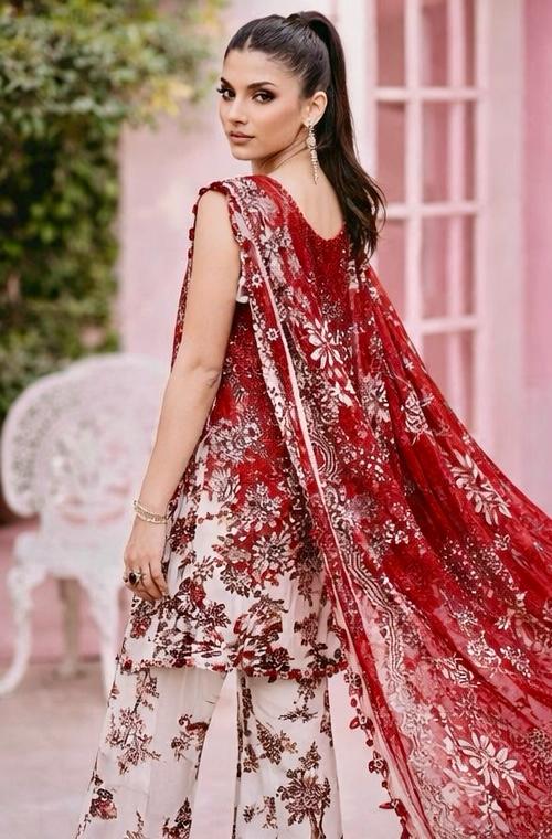 Scarlet Rose Elegance